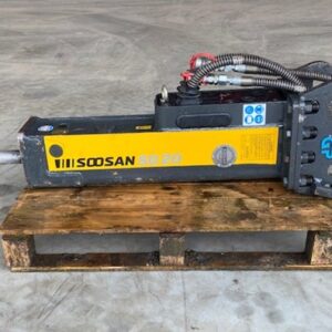 Location BRISE ROCHE HYDRAULIQUE<br />à Morcenx la Nouvelle dans les Landes